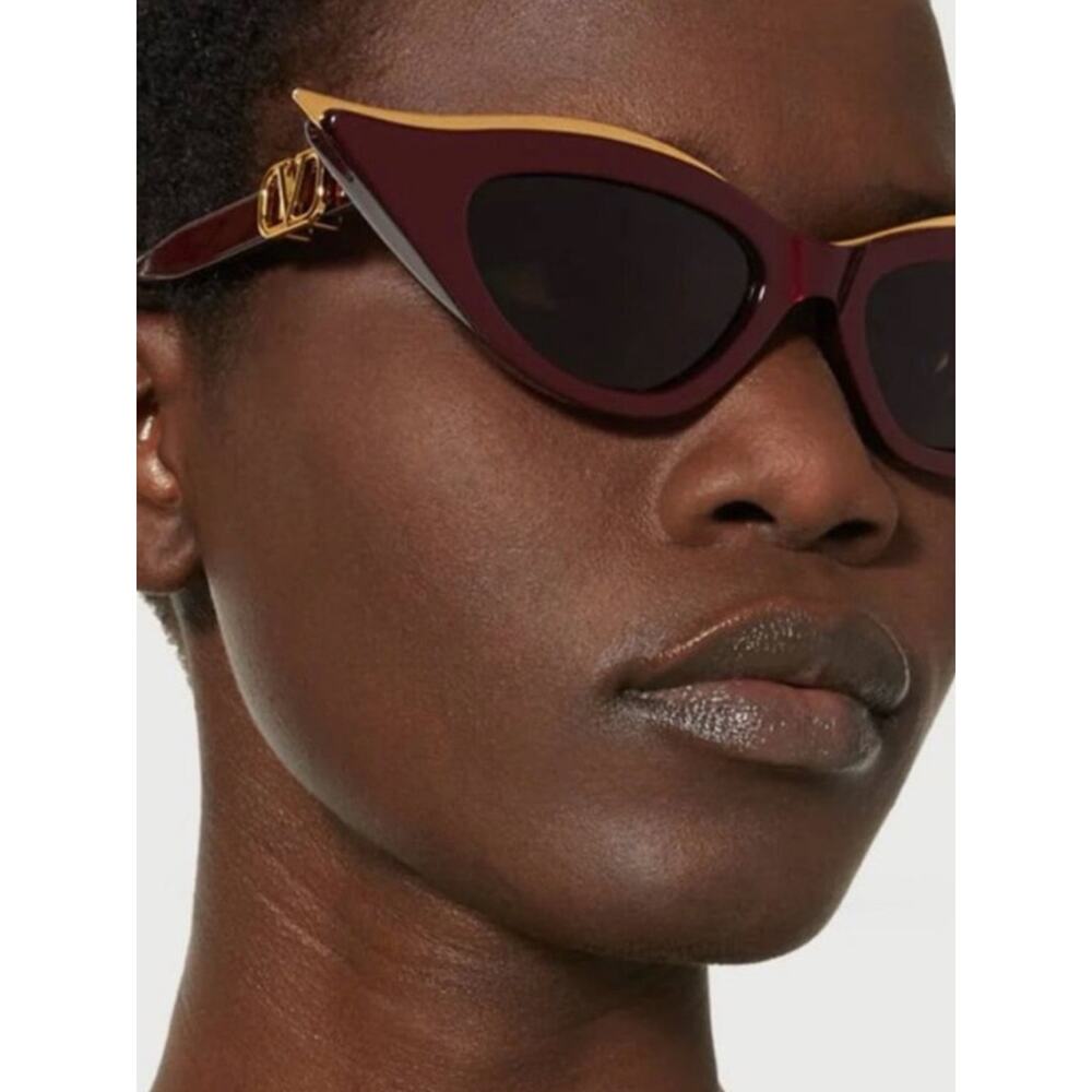 New! Valentino VLS 114B Burgundy Cat-Eye Sunglasses with Gold Trim, Authentic